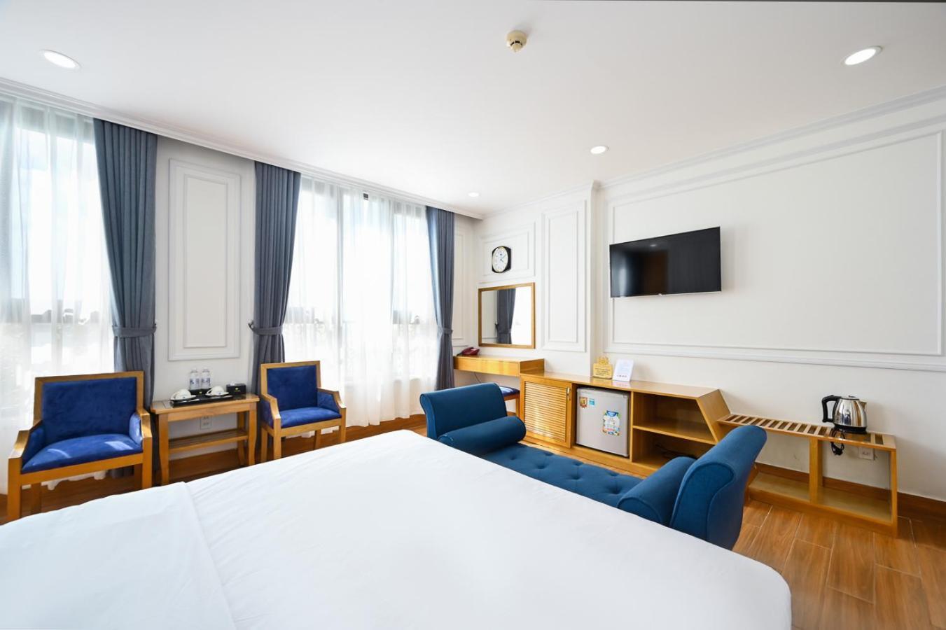 Vivian Airport Hotel Saigon Ho Chi Minh City Bagian luar foto