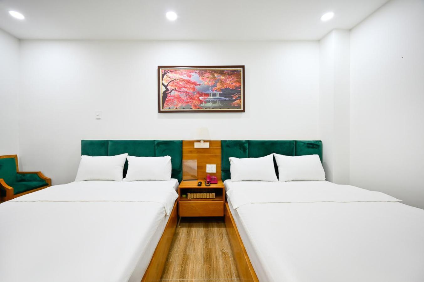 Vivian Airport Hotel Saigon Ho Chi Minh City Bagian luar foto