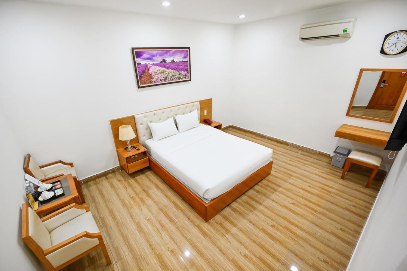 Vivian Airport Hotel Saigon Ho Chi Minh City Bagian luar foto