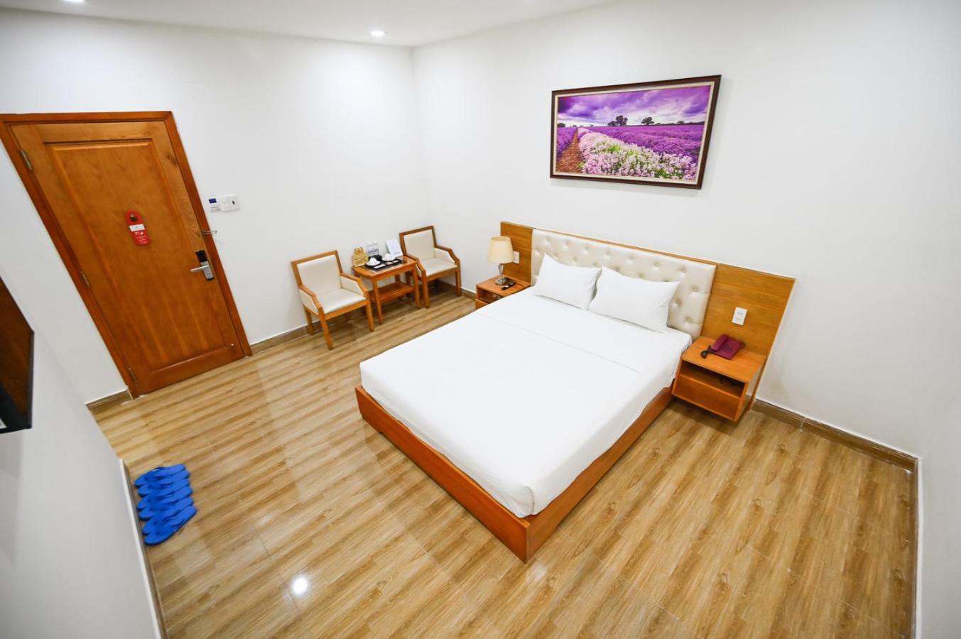 Vivian Airport Hotel Saigon Ho Chi Minh City Bagian luar foto