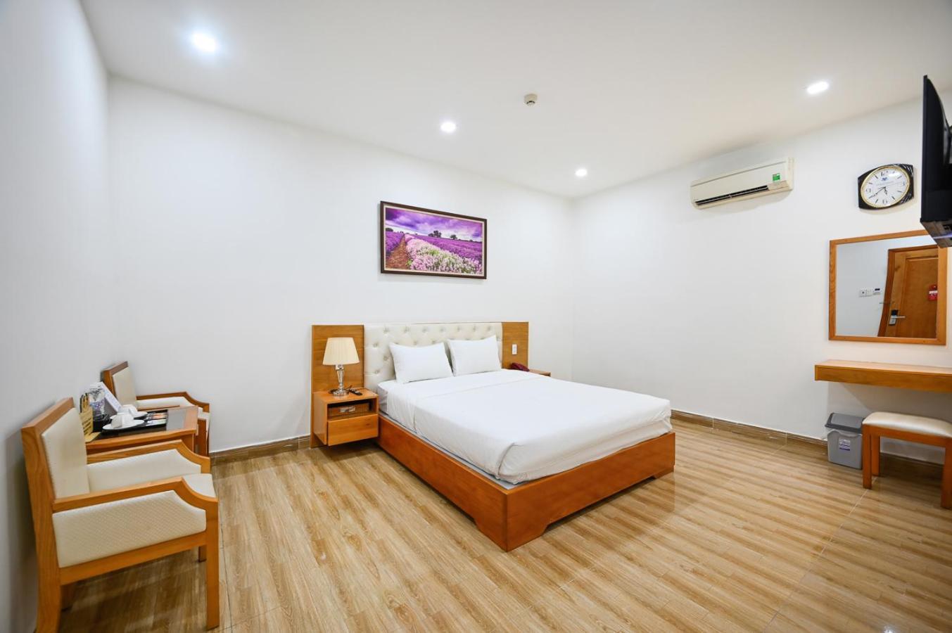 Vivian Airport Hotel Saigon Ho Chi Minh City Bagian luar foto