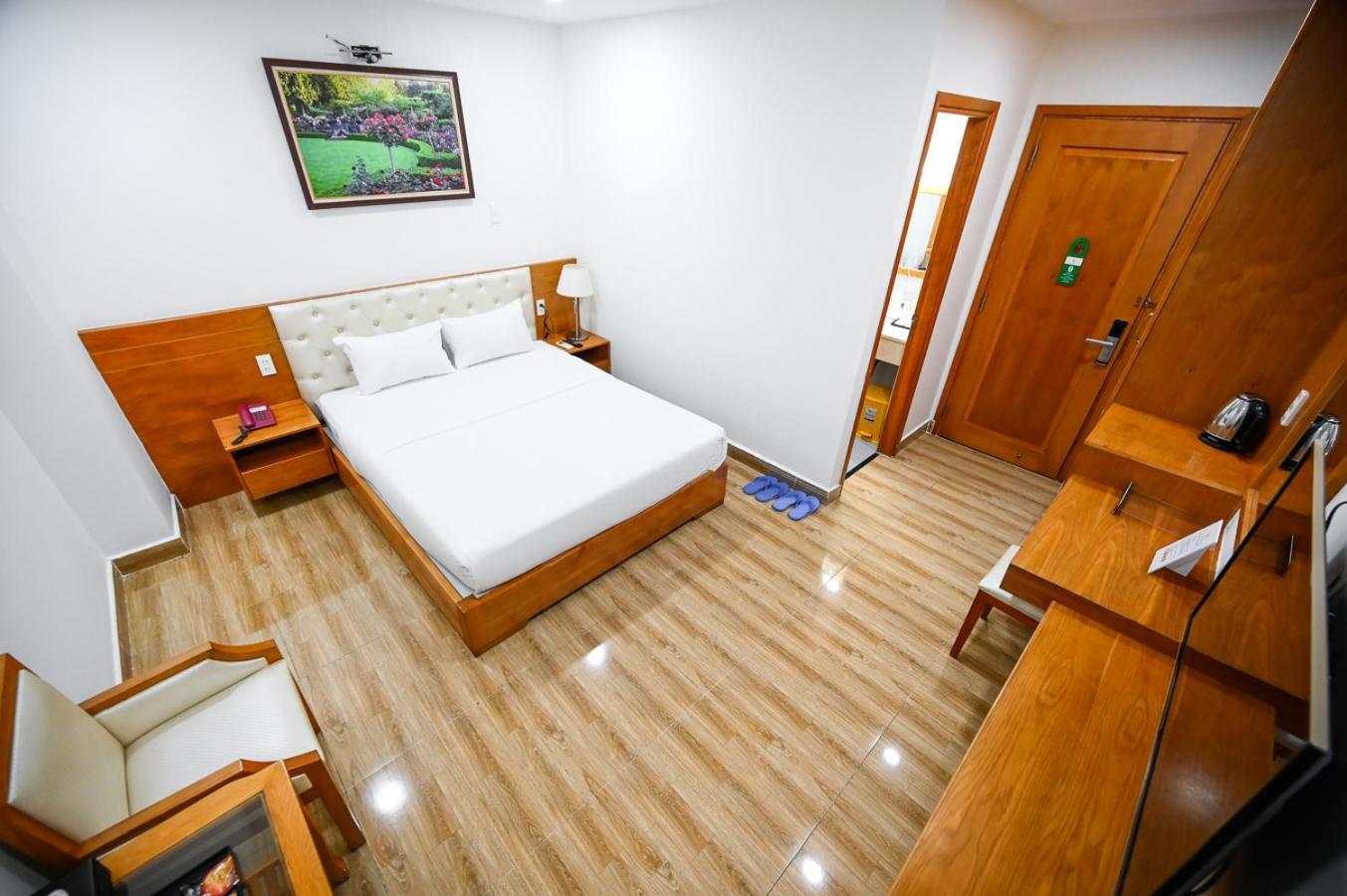 Vivian Airport Hotel Saigon Ho Chi Minh City Bagian luar foto