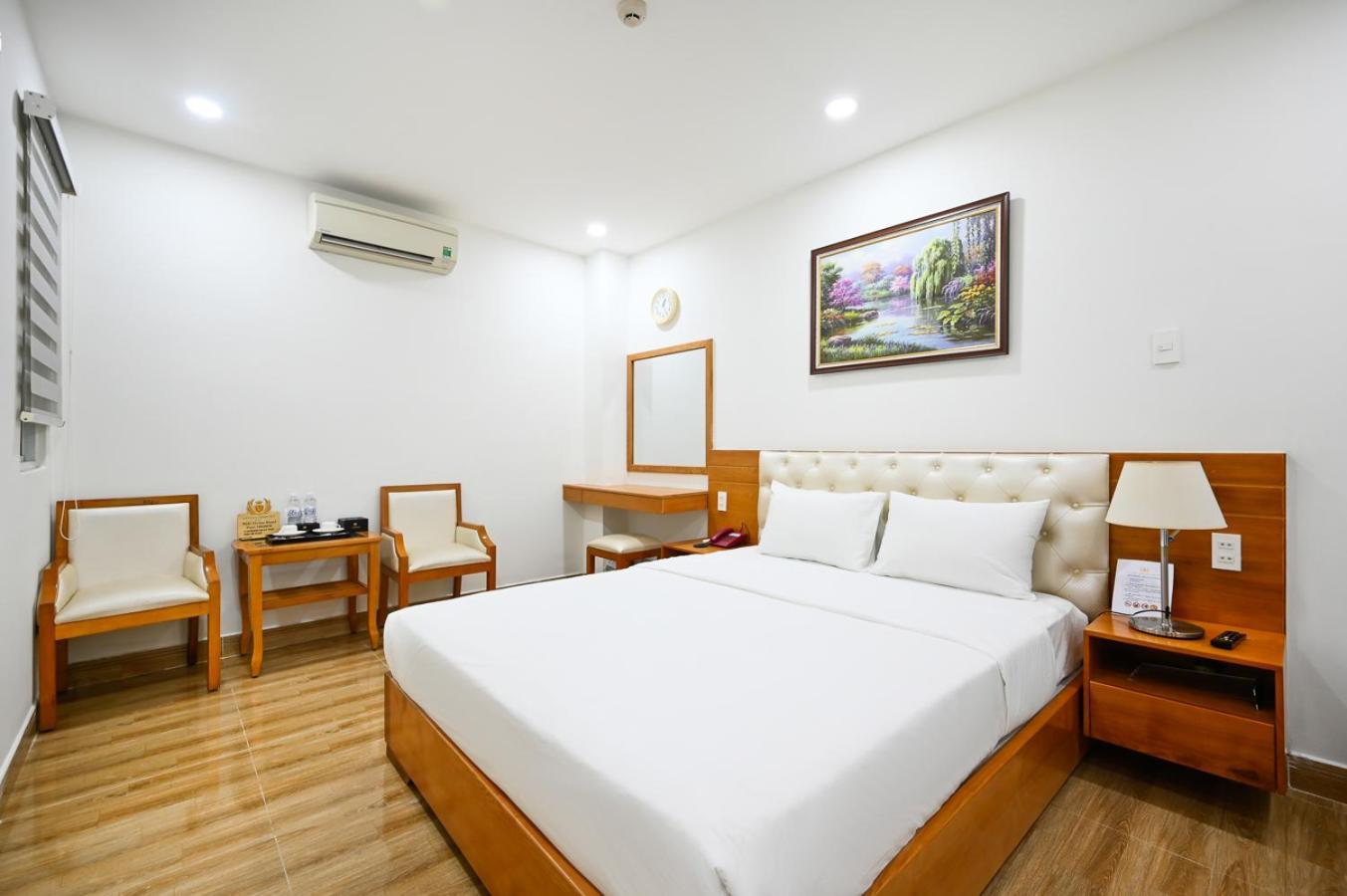 Vivian Airport Hotel Saigon Ho Chi Minh City Bagian luar foto